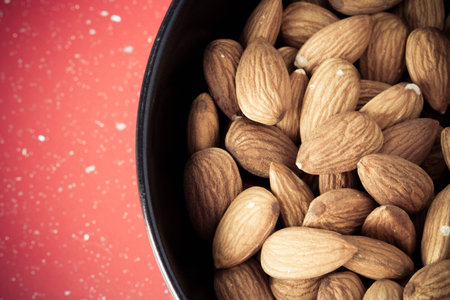 bowl of natural almondsの写真素材