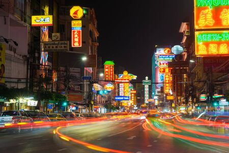 CHINATOWN, BANGKOK, THAILAND - 15 JANUARY, 2017: Cars and shops on Yaowarat road, the main street of China town.のeditorial素材