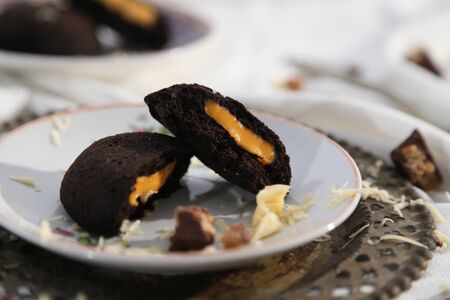 steamed buns filled with cheese and chocolate