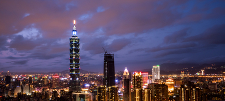 Panorama cityscape nightlife view of Taipei. Taiwan city skyline at twilight time, public scene from view point at Elephant Mountain Hiking Trail.の写真素材