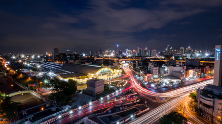 Bangkok Railway Station, Thailand - August 19, 2017 : Night light cityscape view of Hua Lamphong Station in Bangkokのeditorial素材