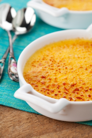 Creme brulee. Traditional French vanilla cream dessert with caramelised sugar on top. の写真素材