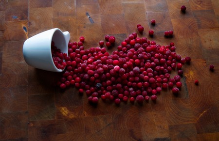 Swedish Lingonberry on cuttingboardの写真素材