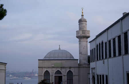 Part of the Topkapi palace with view to the strait のeditorial素材