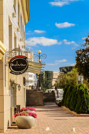 Belgorod, Russia - September 29, 2017: Narodniy (People's) Boulevard. Street footpath and lounge cafe Bulvar.のeditorial素材