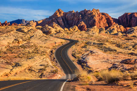 Winding road through Valley of FIre State Park, Nevada.の写真素材