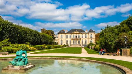 Beautiful view of the Rodin Museum park in Paris, France.のeditorial素材