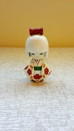 Kokeshi dollの素材