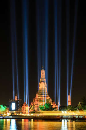 "Thailand Countdown 2016 Illumination" at Wat Arun Ratchawararam Ratchawaramahawihan(Temple of Dawn),Buddhist temple in Bangkok Yai district of Bangkok, Thailand, on the west bank of Chao Phraya Riverのeditorial素材