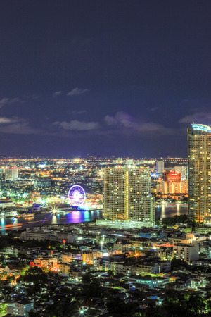 nightscape along Chao Phraya River, Bangkok, Thailandのeditorial素材