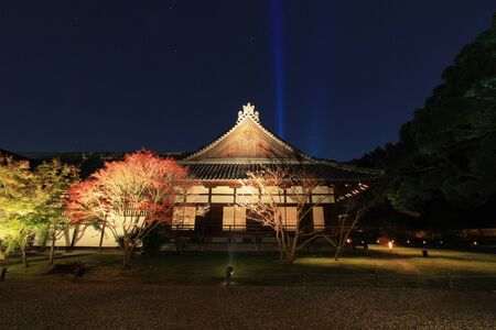 night time in autumn at Shoren-in Temple, Higashiyama, Kyoto, Japanのeditorial素材