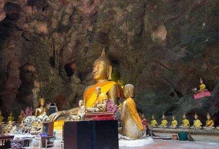 Buddha images in Khao Luang Cave,Phetchaburi province,Thailand.のeditorial素材