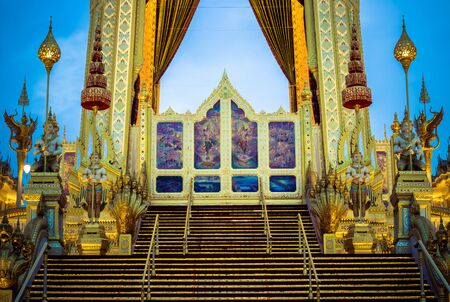 Exhibition on royal cremation ceremony of His Majesty King Bhumibol Adulyadej,Sanam Luang Ceremonial Ground,Bangkok,Thailand on November7,2017:Fire screen at the Royal Crematorium consists of paintings featuring the god Vishnu and royally initiated projecのeditorial素材