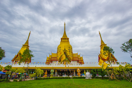 Great golden pagoda of Wat Prong Arkad in Amphoe Bang Nam Priao,Chachoengsao Province,Thailand.の写真素材