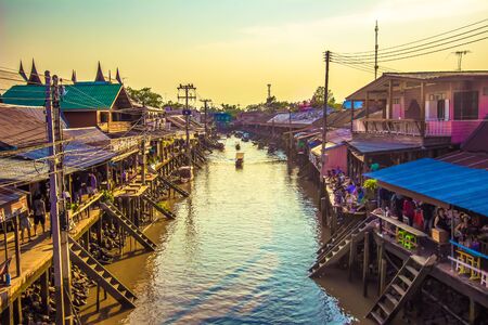 Samut Songkhram, Thailand - April 12, 2019 : Attractive scene of Amphawa Floating Market.のeditorial素材