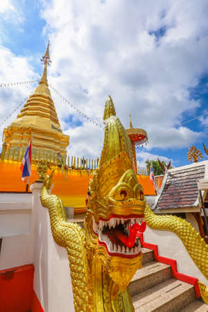 Wat Phra That Doi Kham,Mae Hia,Chiang Mai,Northern Thailand on Septemmber 13,2019:Golden Pagoda,constructed in the year 687,enshrines a sacred relic of the Buddha.のeditorial素材