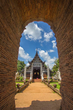 Chiang Mai,Northern Thailand on September15,2019:Beautiful entrance arch leading to viharn(assembly hall) of Wat Lok Moli (Wat Lok Molee).のeditorial素材
