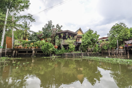 Bangkok's Thonburi side,Thailand on June5,2021:Waterfront and rural atmosphere at Khlong Bang Phromのeditorial素材