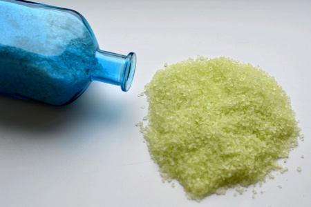 Spa green sea salt bath and bottleの素材