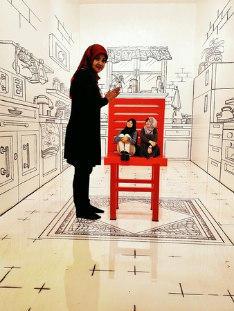 Big muslim mother and small two daughtersの素材