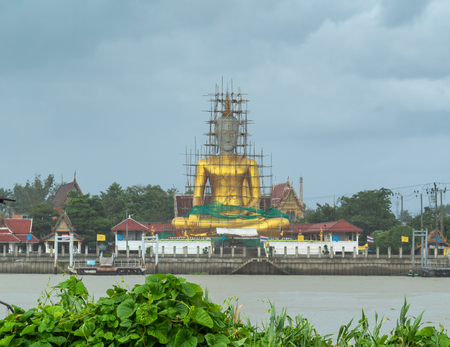 The Buddha statue under construction with cement.の写真素材