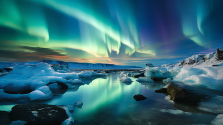Northern lights in Jokulsarlon glacier lagoon, Icelandの素材
