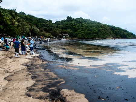 spilled oil in Thailand on July 27, 2013 caused evironmental disasterのeditorial素材