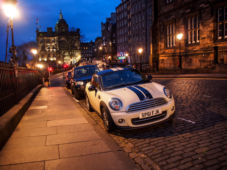 old street in Edinburgh old town, Scotland, UKのeditorial素材
