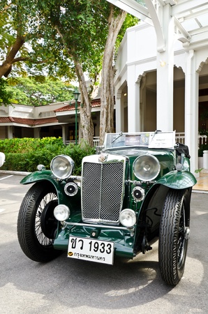 MG Magna L1,Retro Car on Vintage Car Parade 2011 at Sofitel Resort on December 17, 2011 in Hua Hin, Thailand.のeditorial素材