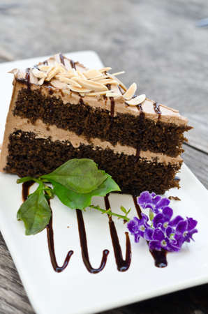 Mocca cake topping with slive cashew nut