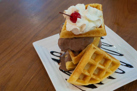 Honey Santos and green tea ice cream.の写真素材