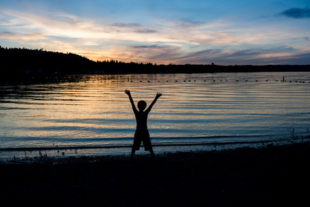 Just live the moment - like in childhood, when every sunset is a wonder..の写真素材
