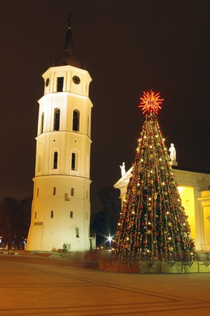 Night view of the christmas tree and bell tower on a Cathedral square, Vilnius, Lithuania のeditorial素材