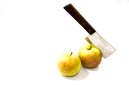 apple and knife