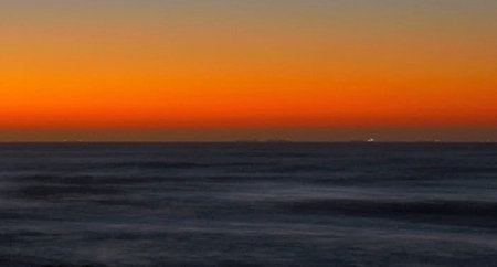 Sunset over the Pacific Ocean in California, United States of Americaの写真素材