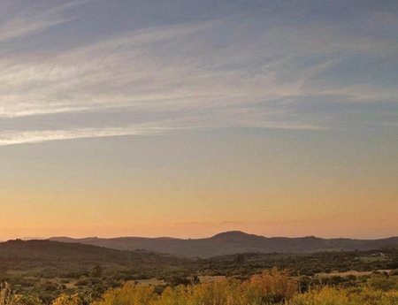 Sunset in the Sierra Nevada, California, United States of Americaの写真素材