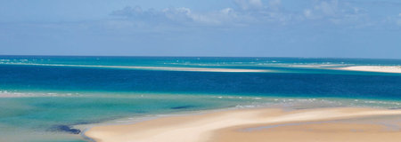 Panoramic view of the beach on the island of Arubaの写真素材