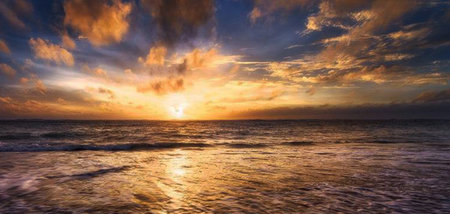 Beautiful sunset over the sea. Seascape panorama.の写真素材