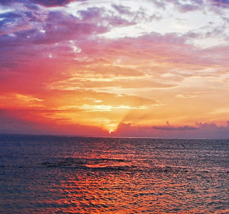 Sunset over the sea. Beautiful sunset over the sea. Beautiful sunset over the sea.の写真素材