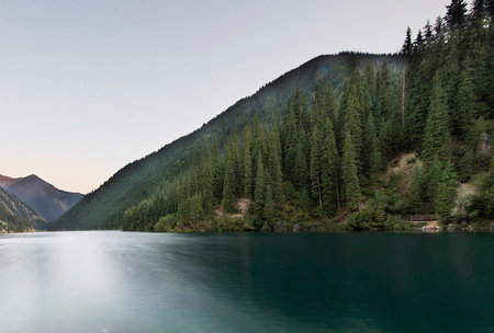 Mountain lake in the highlands of the Altai Republic.の写真素材