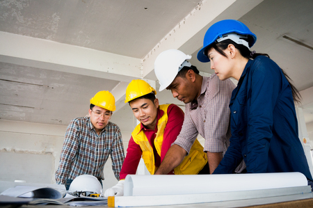 Engineer meeting on siteの写真素材