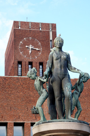OSLO, NORWAY -  April 15, 2018: Statue in the middle of townの写真素材