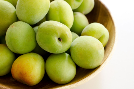 青梅 の写真素材 イメージマート