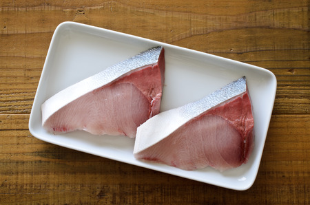 Yellowtail slice