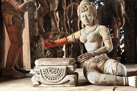 Thailand in the city of Pattaya the sanctuary of truth is a wooden construction high of 105 meter covered with wooden carved sculpture.のeditorial素材