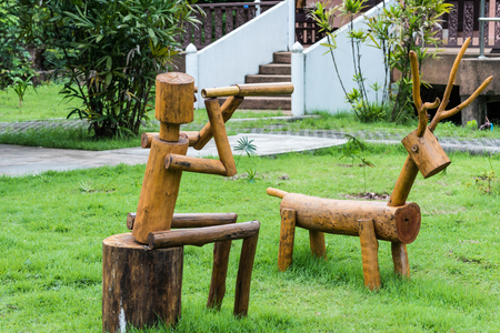 wooden robotの写真素材