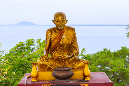 Wat Thang Sai, Buddhist temple in prachuap kirikhan Thailandのeditorial素材