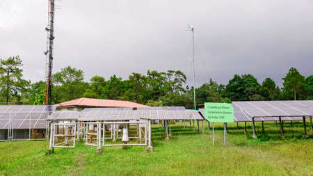 Photovoltaic modules for renewable energy, Alternative power energy, Combined power generations...