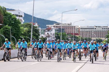 CHIANG MAI, THAILAND - AUGUST 16  : Unidentified people cycling in "Bike for Mom" event, that show respect to Queen of Thailand by the participant cycling on August 16, 2015, Chiang mai, Thailand.のeditorial素材