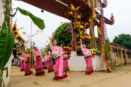 CHIANG MAI, THAILAND - NOVEMBER 14, 2021:  Kathin ceremony for belief and merit in Buddhism of Thai at Yang Luang temple in Mae Chaem District, Chiang Mai, Thailandのeditorial素材